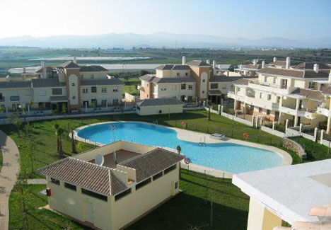 Terrasol Piramides Puerto Blanco Hotel Torre Del Mar Luaran gambar